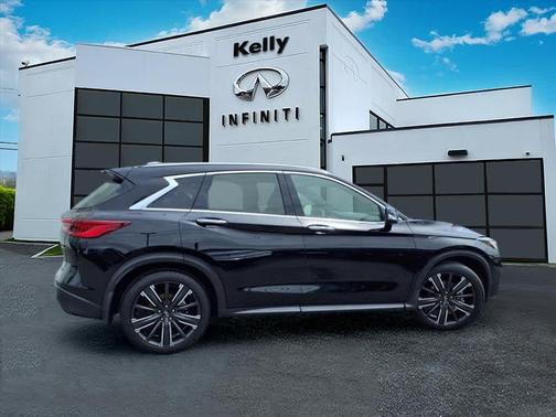 2022 INFINITI QX50 Luxe
