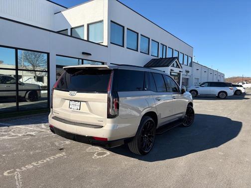 2023 Cadillac Escalade Sport Platinum