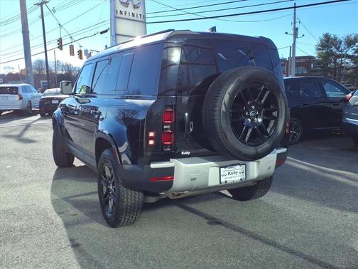 2025 Land Rover Defender P300