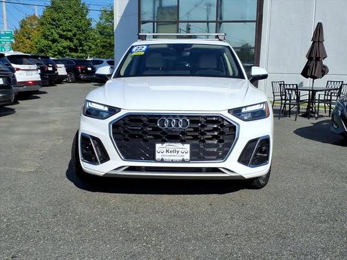 2022 Audi Q5 45 S line Premium Plus