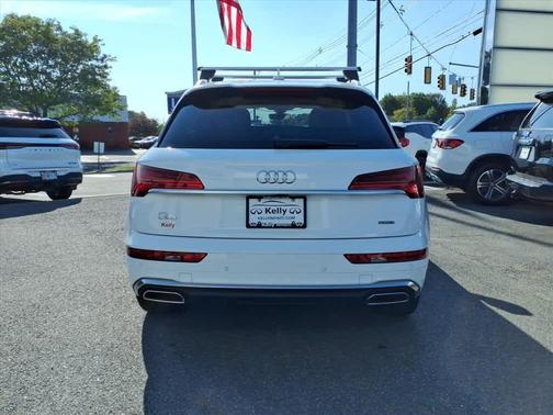2022 Audi Q5 45 S line Premium Plus