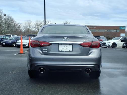 Graphite Shadow 2024 INFINITI Q50 LUXE