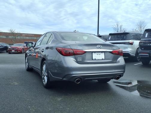Graphite Shadow 2024 INFINITI Q50 LUXE