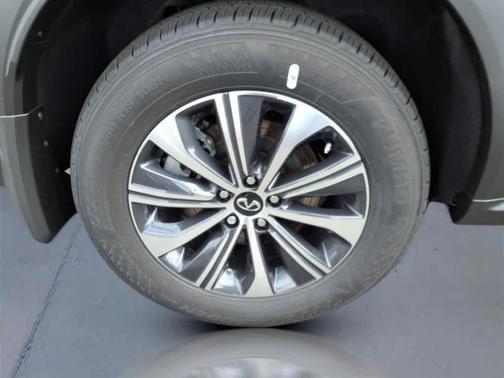 2025 INFINITI QX60 Pure