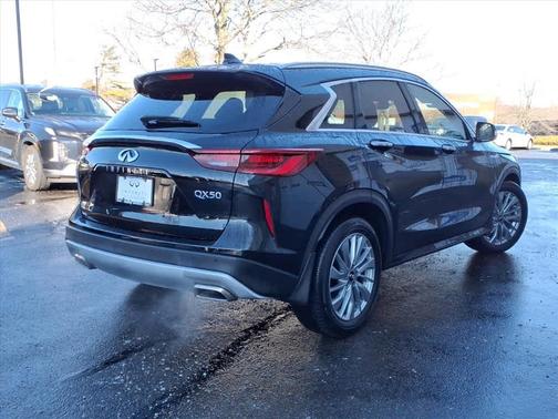 2023 INFINITI QX50 Luxe
