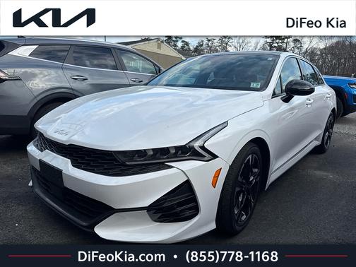 Glacial White Pearl 2022 Kia K5 GT-Line