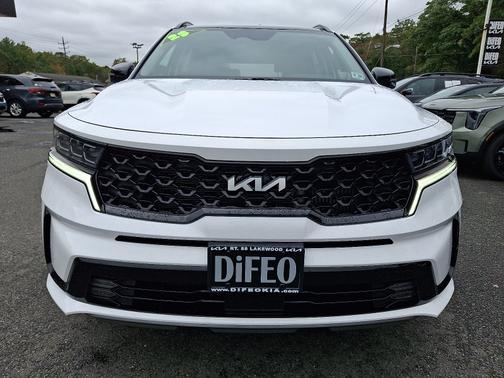 2023 Kia Sorento SX