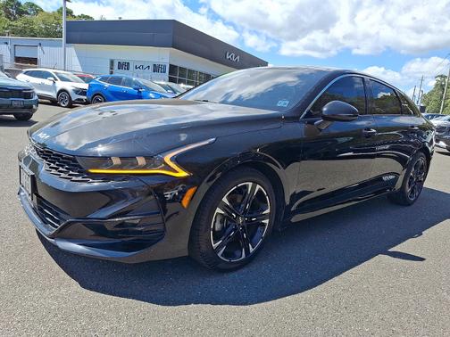 2022 Kia K5 GT-Line