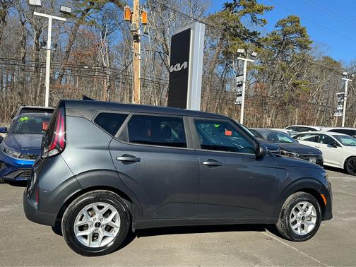 2023 Kia Soul S