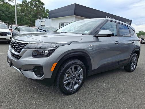 2023 Kia Seltos LX