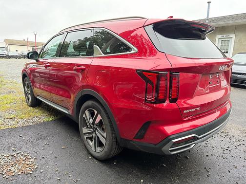 Runway Red 2023 Kia Sorento Hybrid EX