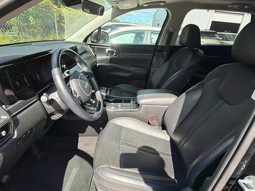 Ebony Black 2022 Kia Sorento S