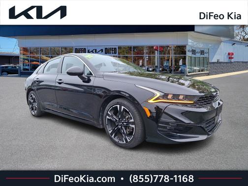 2022 Kia K5 GT-Line