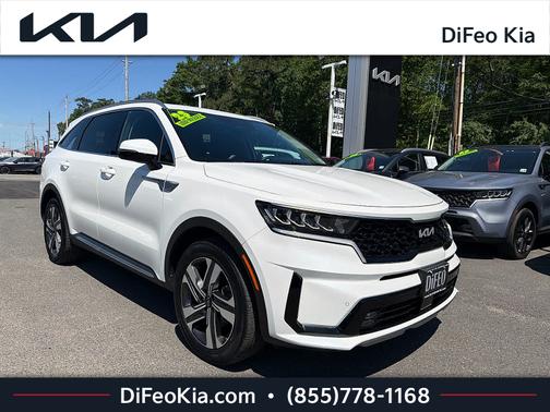 Snow White Pearl 2023 Kia Sorento Hybrid EX