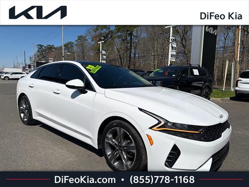 Glacial White Pearl 2023 Kia K5 EX