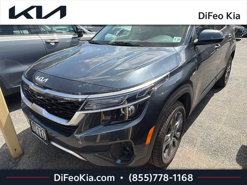 Gravity Gray 2022 Kia Seltos S