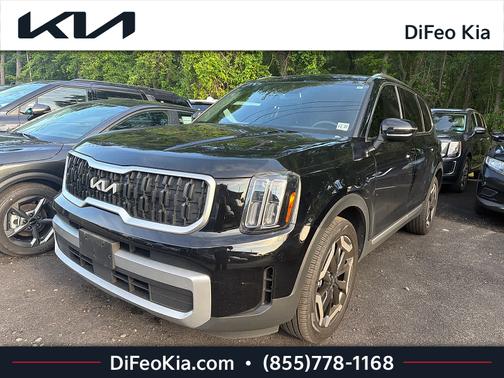 Ebony Black 2023 Kia Telluride EX