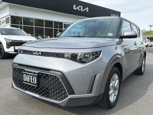Steel Gray 2023 Kia Soul LX