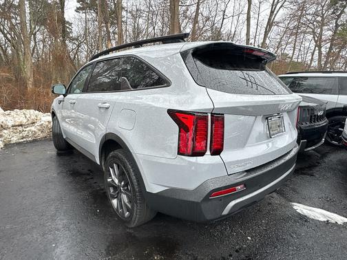 2023 Kia Sorento X-Line EX