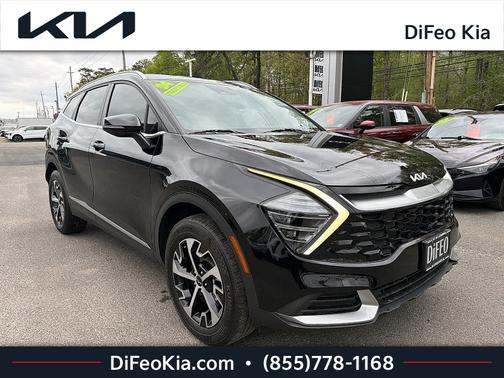 Ebony Black 2024 Kia Sportage EX