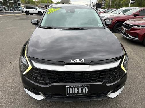 Ebony Black 2024 Kia Sportage EX