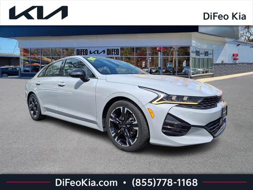 2022 Kia K5 GT-Line