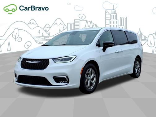 Bright White Clearcoat 2024 Chrysler Pacifica Limited