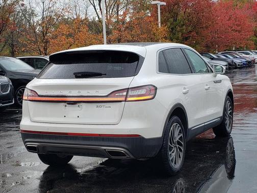 2019 Lincoln Nautilus Reserve