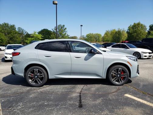 Brooklyn Grey Metallic 2026 BMW X2 xDrive28i
