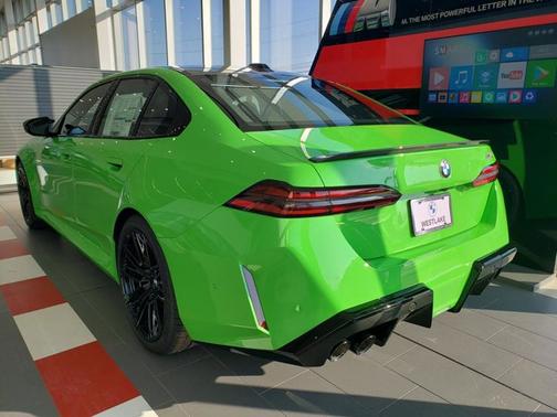 Special Order Color 2026 BMW M5 Base