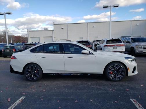 2026 BMW 530 530i xDrive