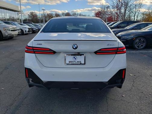 2026 BMW 530 530i xDrive