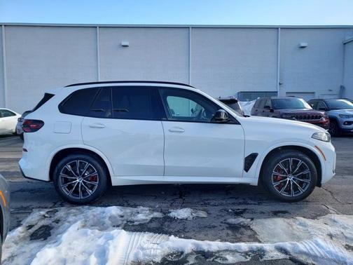 2026 BMW X5 M60i