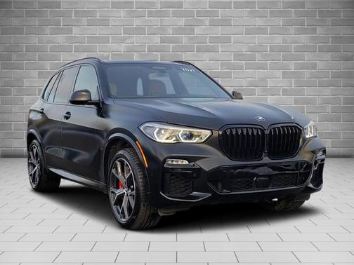 2021 BMW X5 M50i