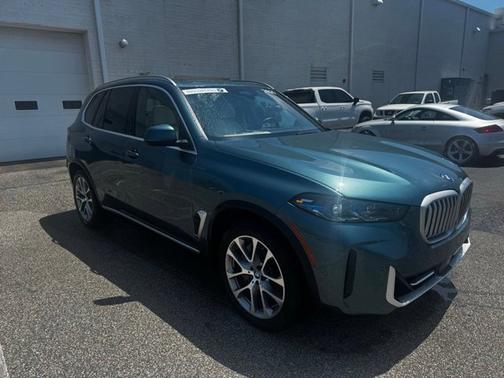 Blue Ridge Mountain Metallic 2025 BMW X5 xDrive50e