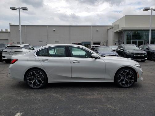 2025 BMW 330 330i xDrive