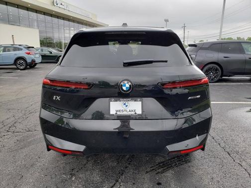 2026 BMW iX xDrive45