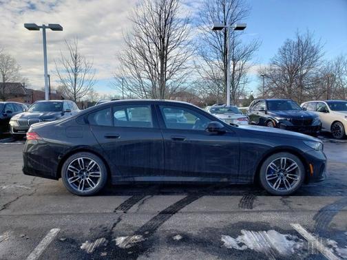 2026 BMW 530 530i xDrive