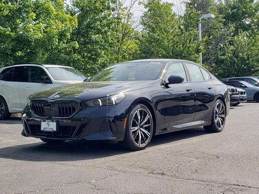 Black Sapphire Metallic 2026 BMW 540 540i xDrive