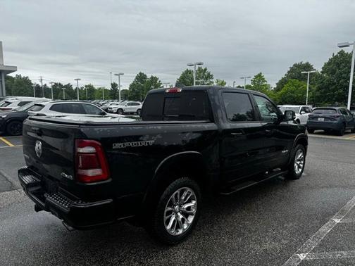 Diamond Black Crystal Pearlcoat 2021 RAM 1500 Laramie