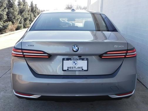 2025 BMW 530 530i xDrive