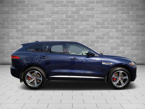 2018 Jaguar F-PACE S