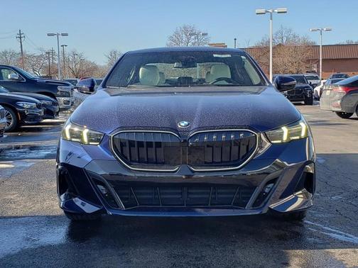 2026 BMW 530 530i xDrive