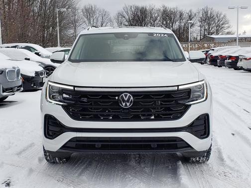 2024 Volkswagen Atlas 2.0T SEL Premium R-Line