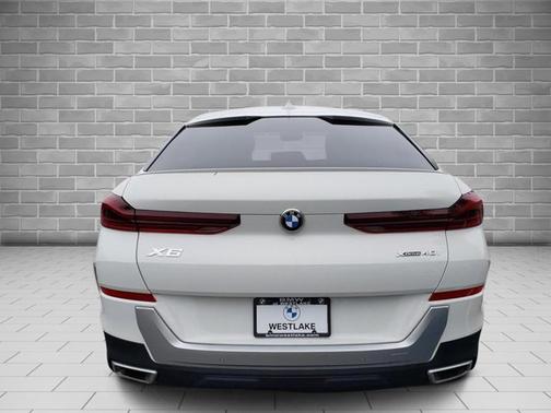 2022 BMW X6 xDrive40i