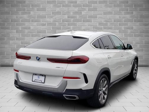 2022 BMW X6 xDrive40i
