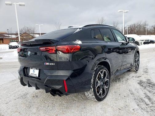 2025 BMW X2 M35i