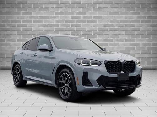2023 BMW X4 xDrive30i