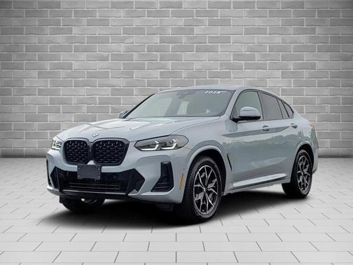 2023 BMW X4 xDrive30i