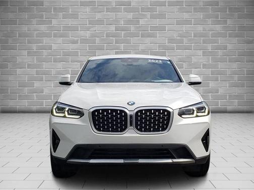 2023 BMW X4 xDrive30i